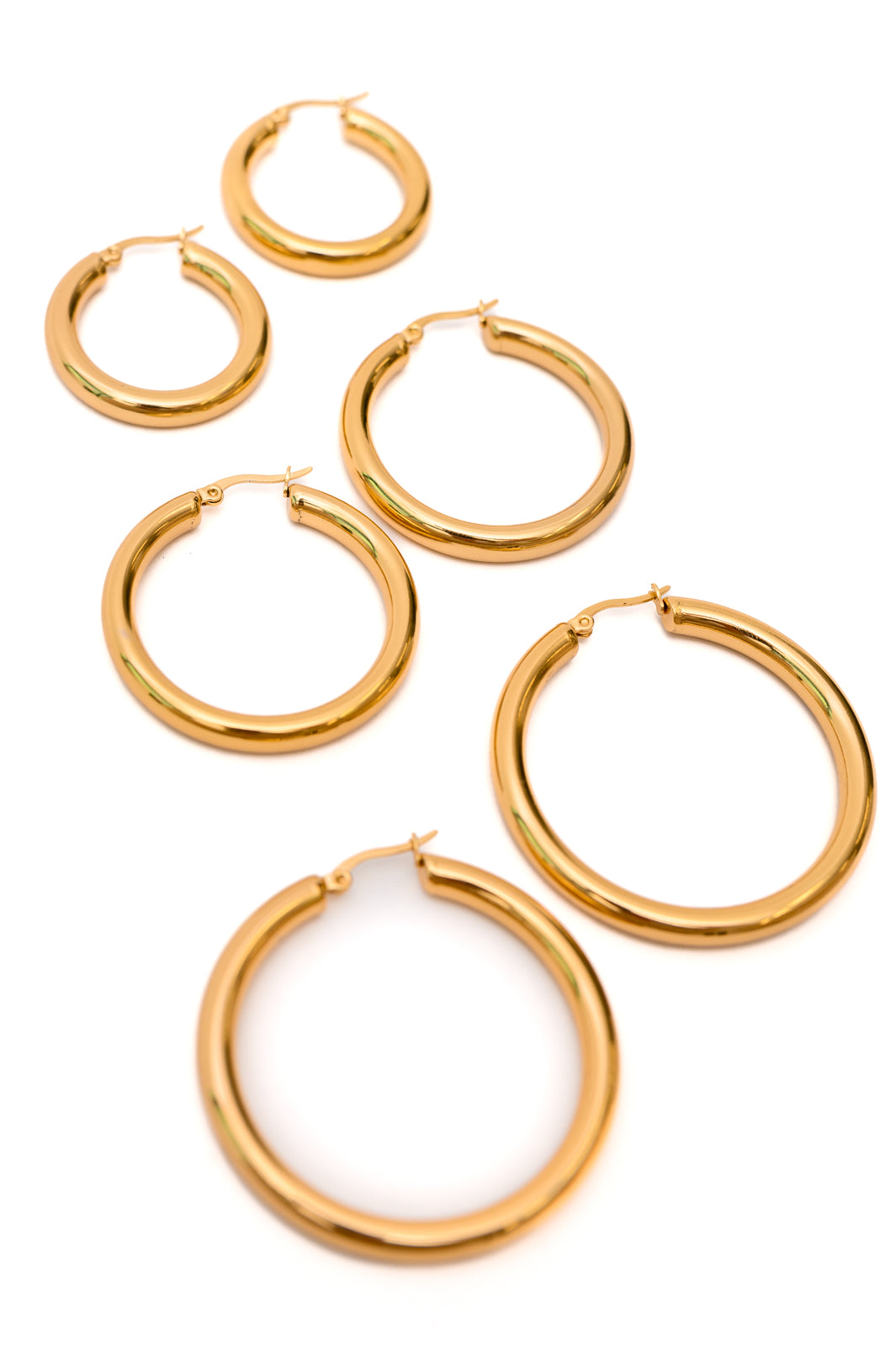 Day To Day Hoop Earrings Set In Gold