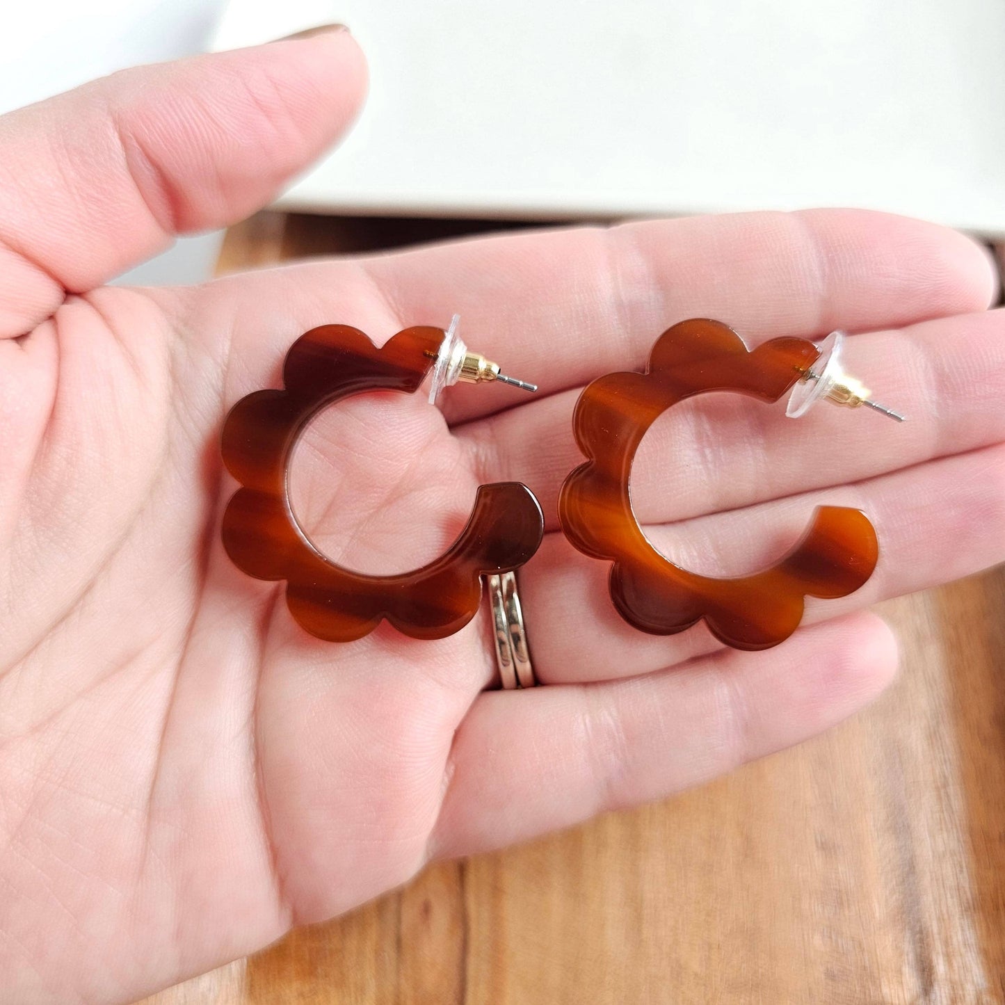 Flora Hoops - Walnut