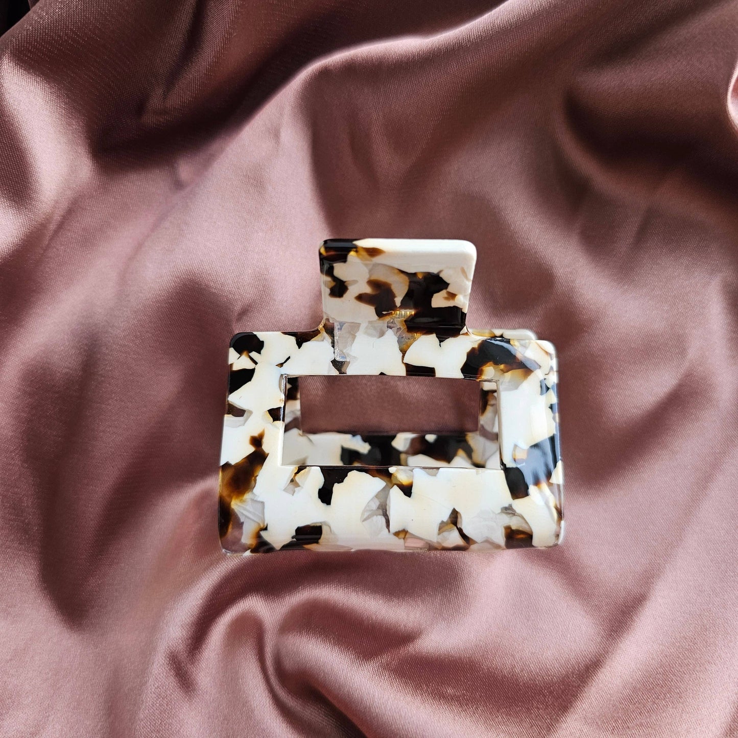 Carly Hair Claw - Cowhide