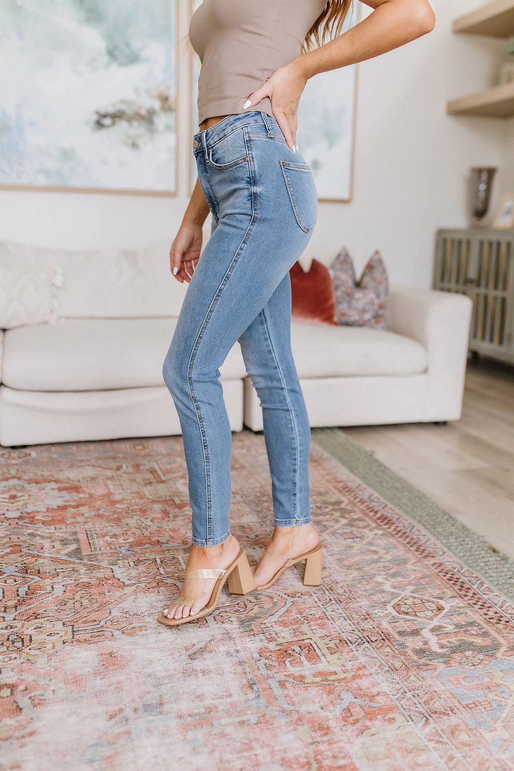 Betsy High Rise Control Top Shield Pocket Skinny Jeans - Waverly Paige Boutique