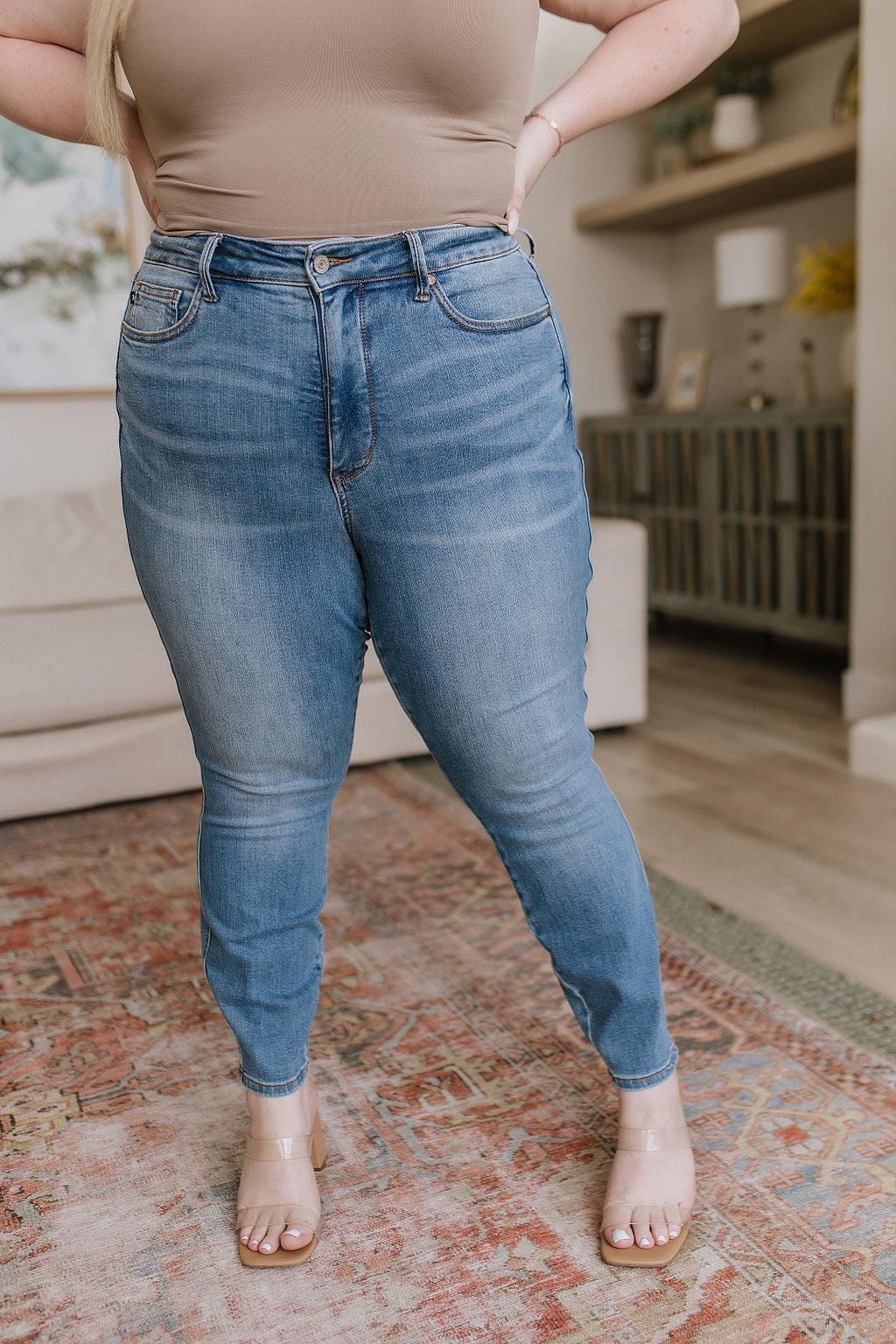 Betsy High Rise Control Top Shield Pocket Skinny Jeans - Waverly Paige Boutique