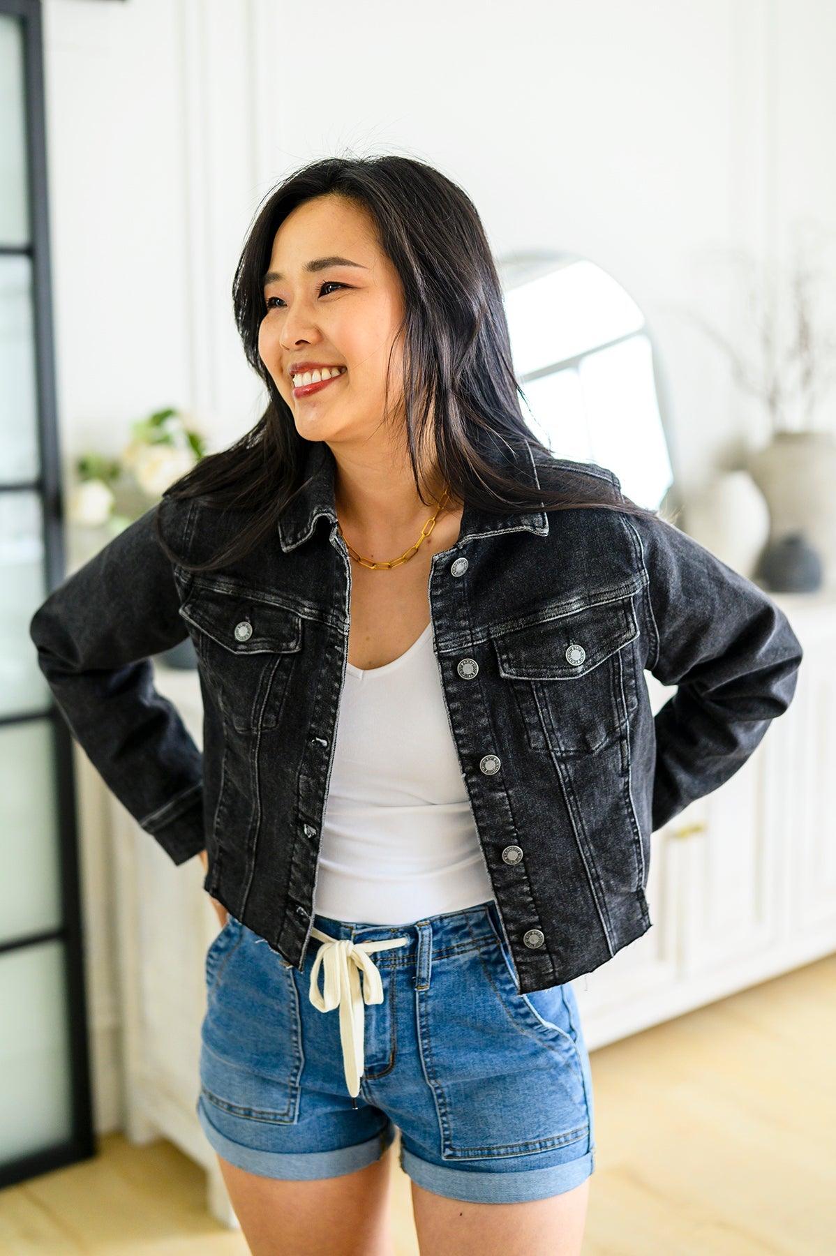 Charlie Cropped Denim Jacket - Waverly Paige Boutique