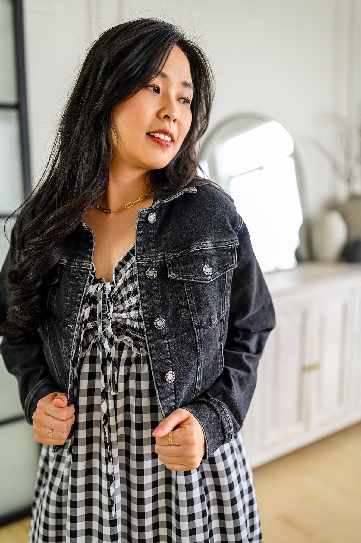 Charlie Cropped Denim Jacket - Waverly Paige Boutique