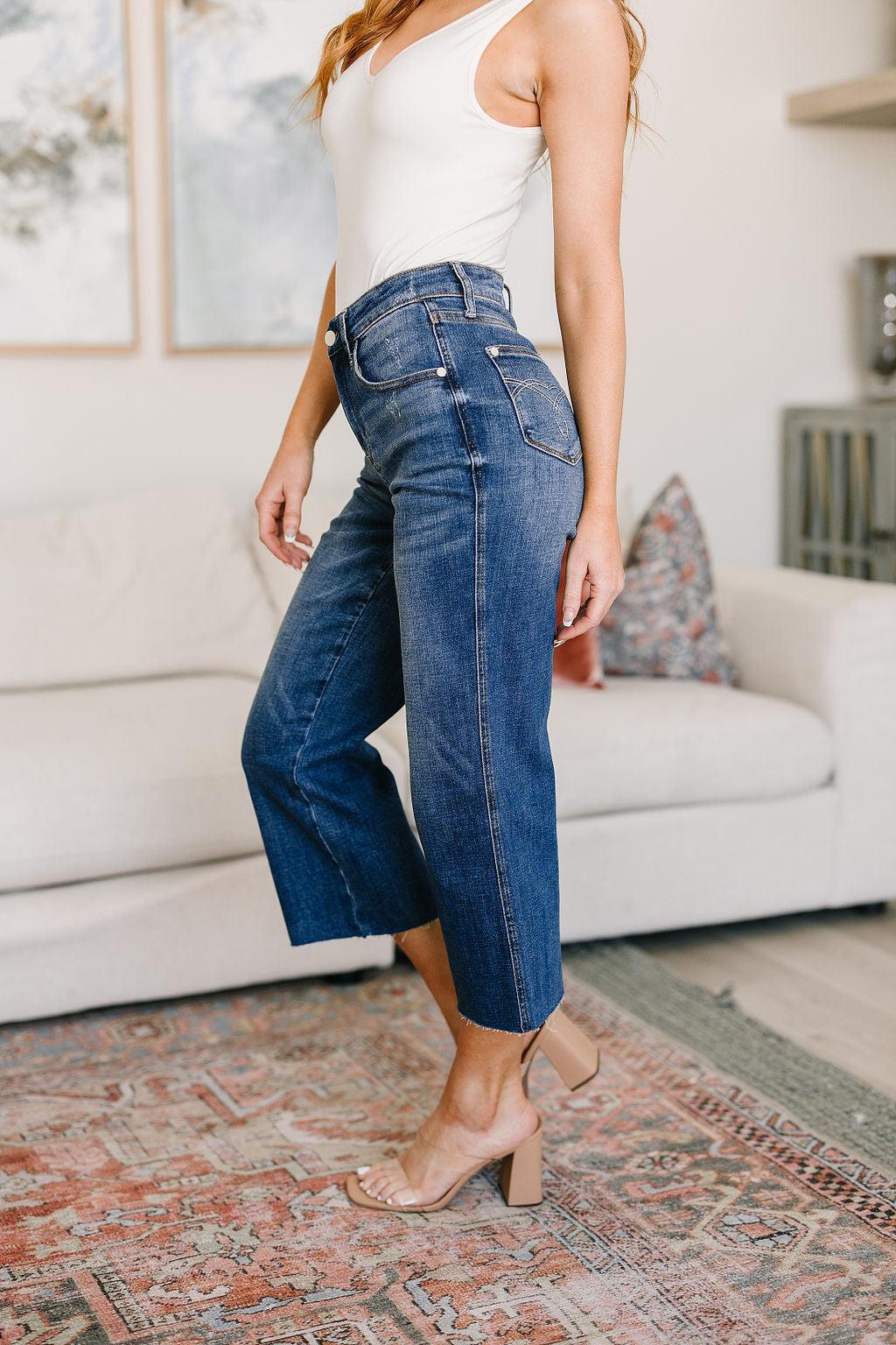 Hayes High Rise Wide Leg Crop Jeans - Waverly Paige Boutique