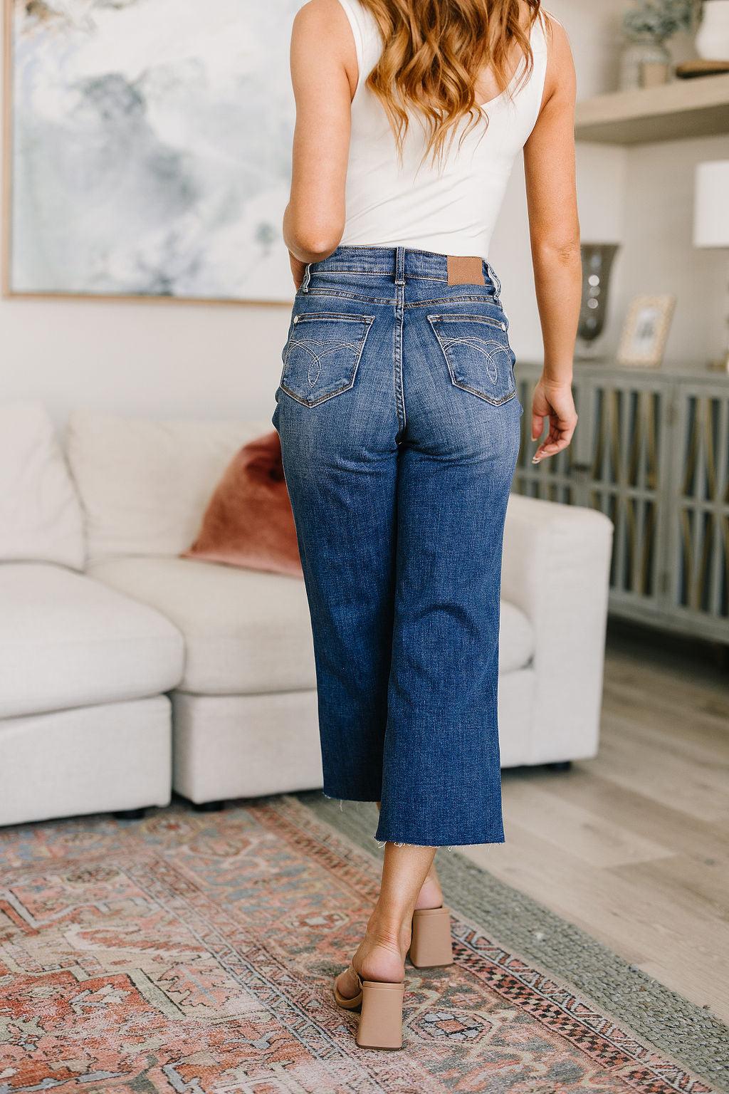 Hayes High Rise Wide Leg Crop Jeans - Waverly Paige Boutique
