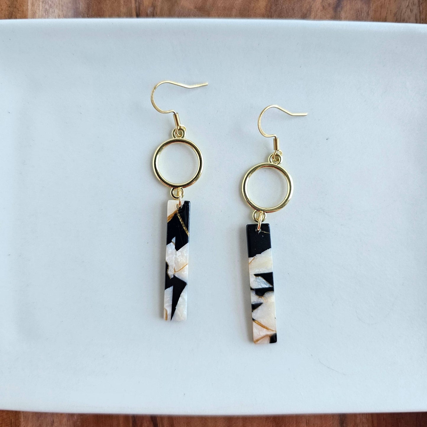Isabella - Onyx & Pearl
